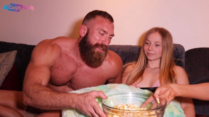 Bisexual Porn Ian Cage Gio Vanni Sage Hardwell BiGuysFuck 