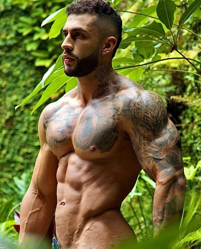 Jake Orthega Flirt4Free Chaturbate Cam Model Muscle Hunk Shirtless Latino Stud