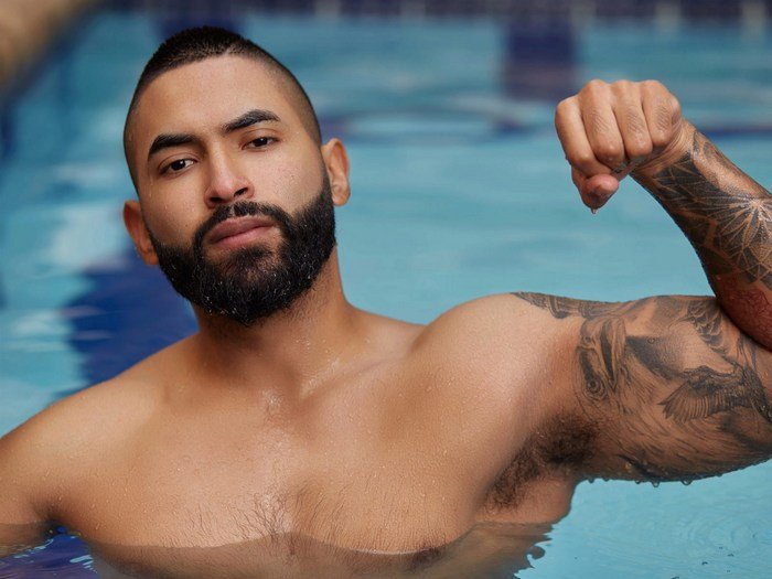 Tyler Jonnes Flirt4Free Cam Model